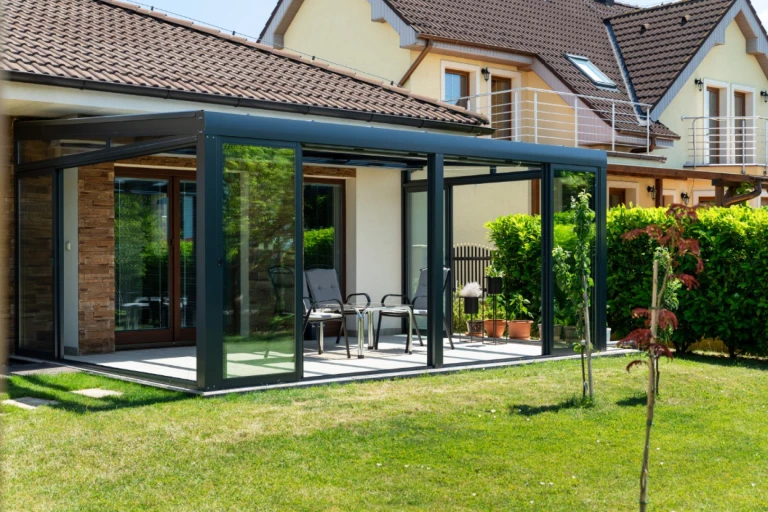 Realizácia zimných záhrad MontAlu krok za krokom, od konfigurátora až po finálnu montáž